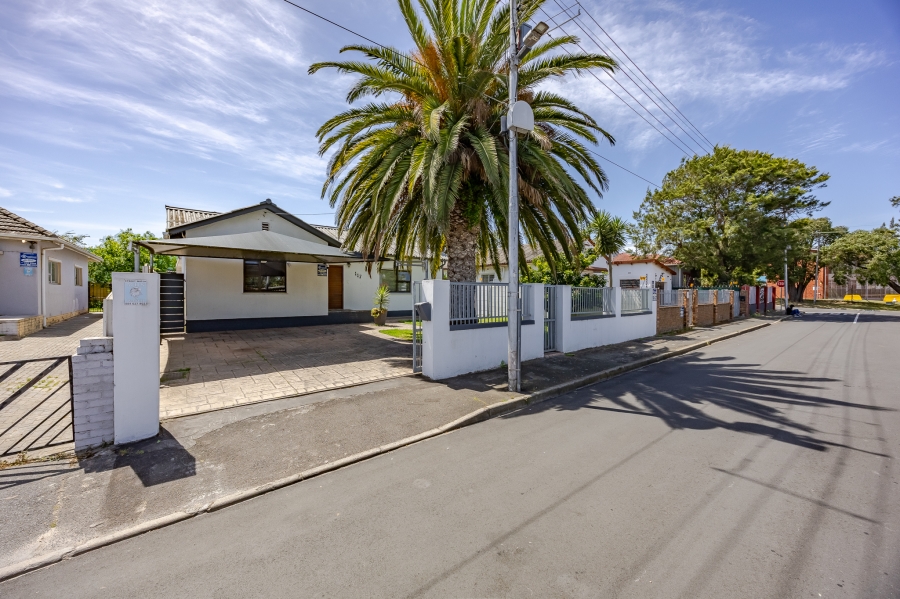 3 Bedroom Property for Sale in Avondale Western Cape